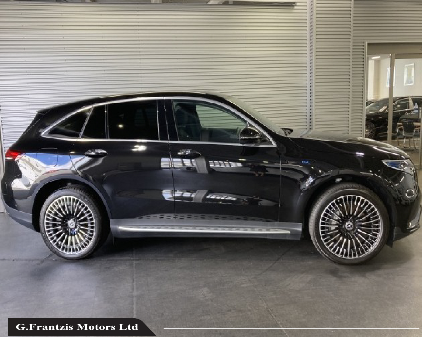 EQC400  AMG Line Premium Plus Exclusive 4Matic