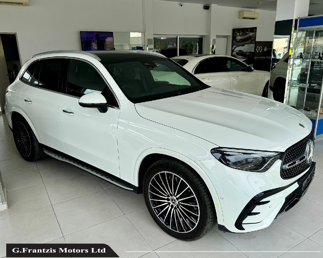 GLC300d AMG Line Premium Plus Package