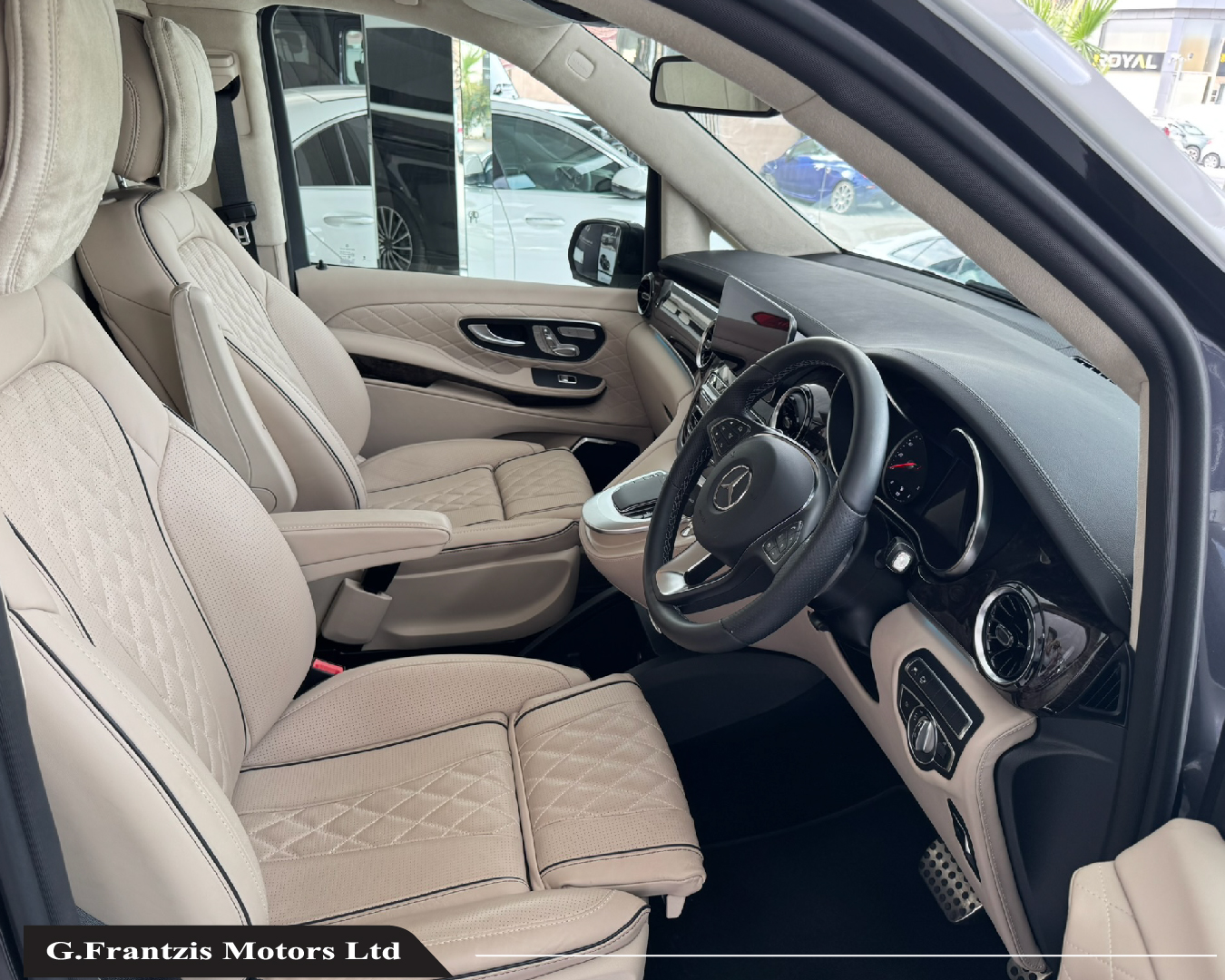 V300d AMG Line Premium Plus Senzati Edition