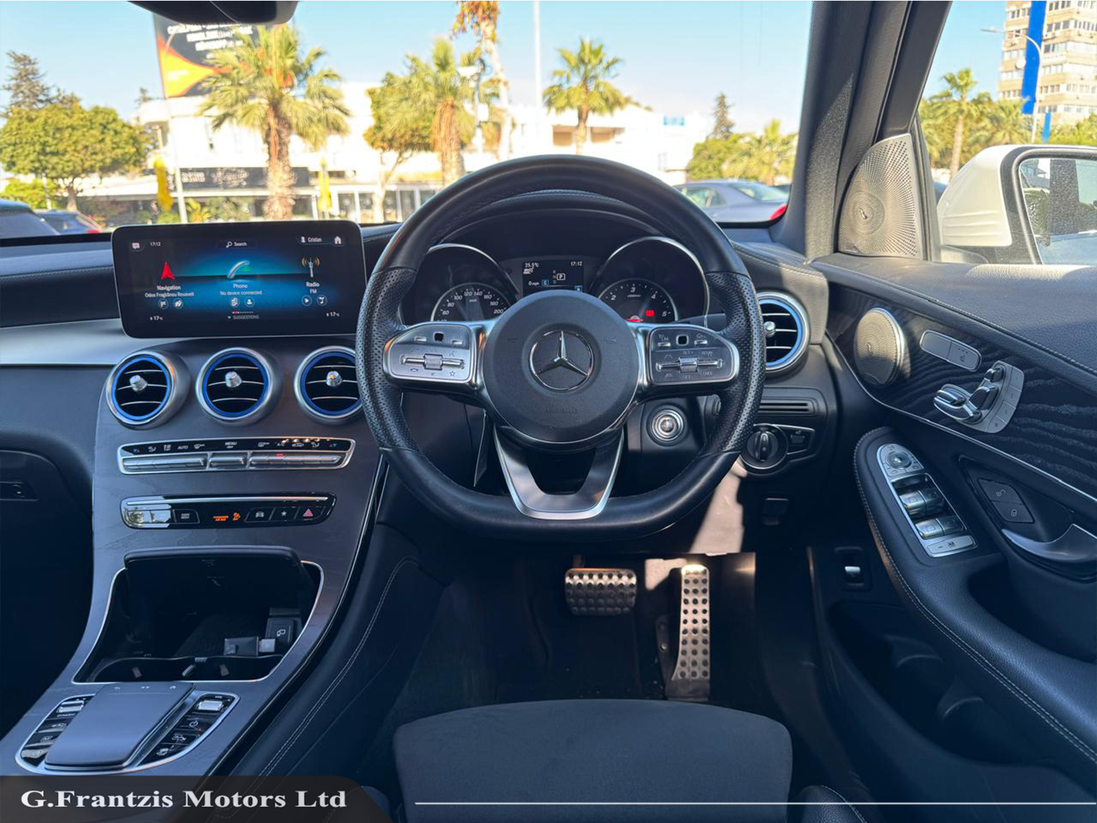 GLC220d AMG Line Premium Plus SUV