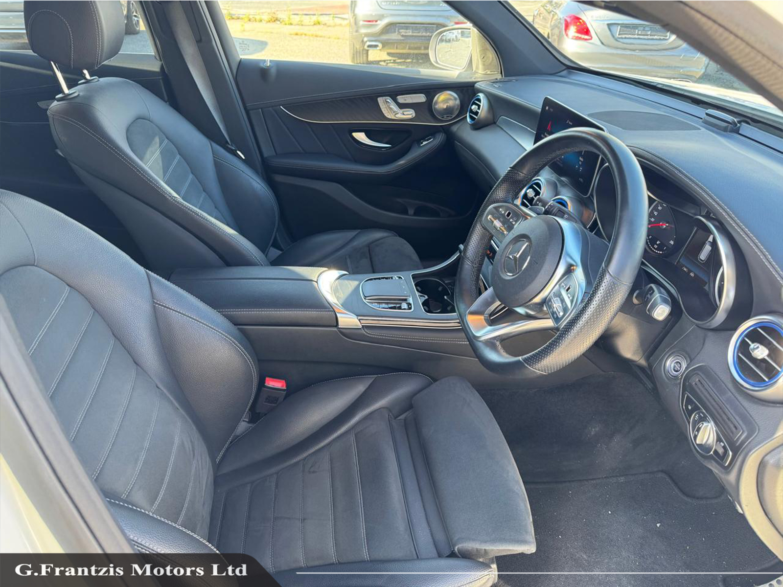 GLC220d AMG Line Premium Plus SUV