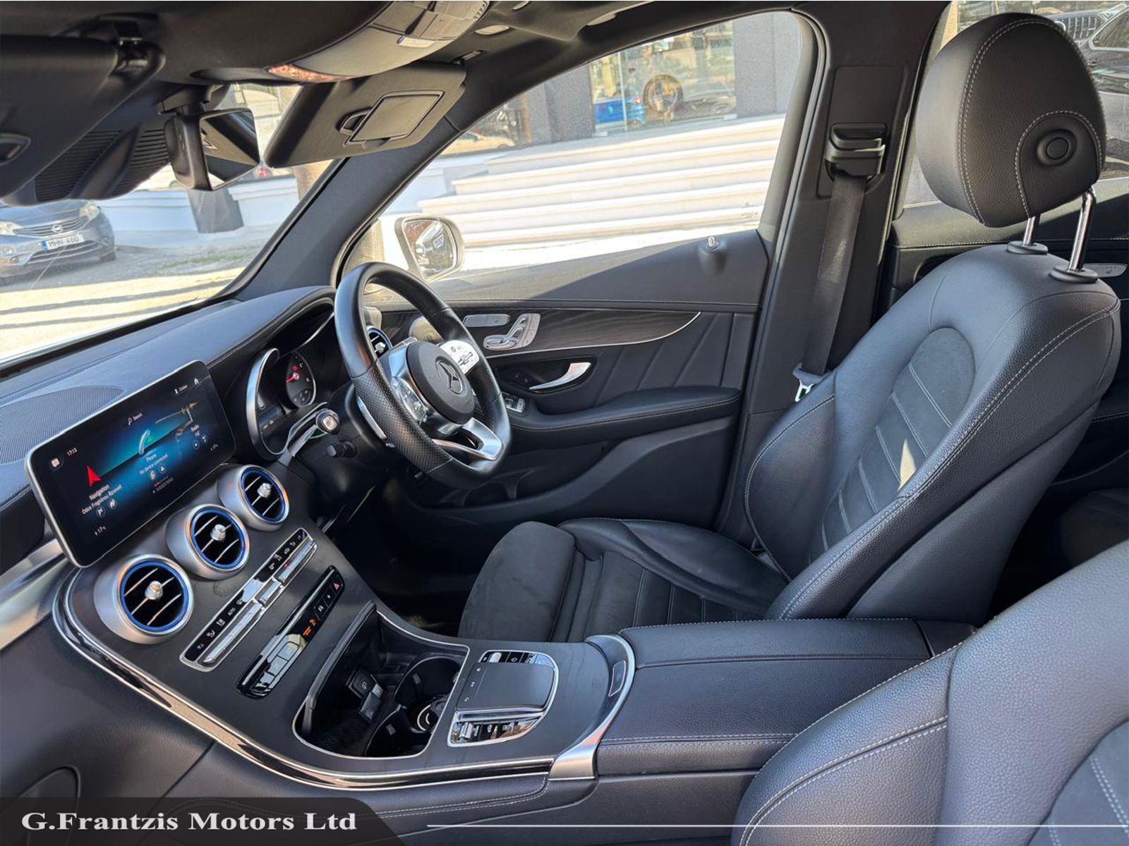 GLC220d AMG Line Premium Plus SUV