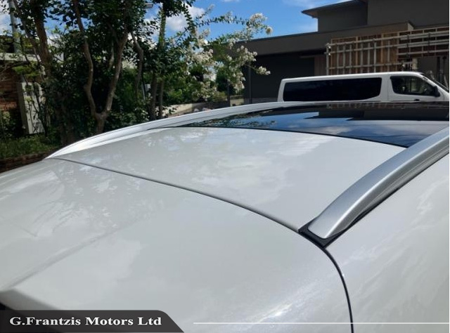 GLC350e AMG Line Premium Plus Exclusive Package