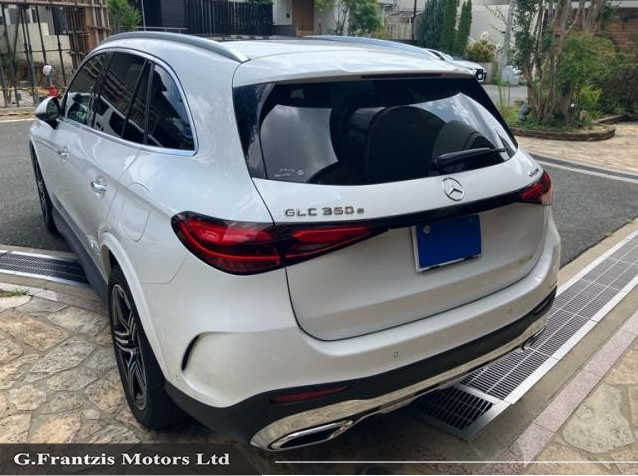 GLC350e AMG Line Premium Plus Exclusive Package