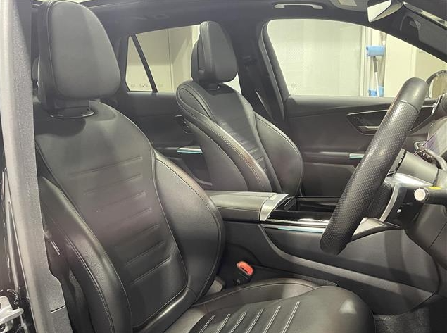 GLC220d AMG Line Exclusive Package