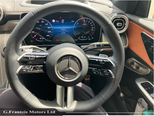 GLC350e AMG Line Premium Plus Exclusive Package