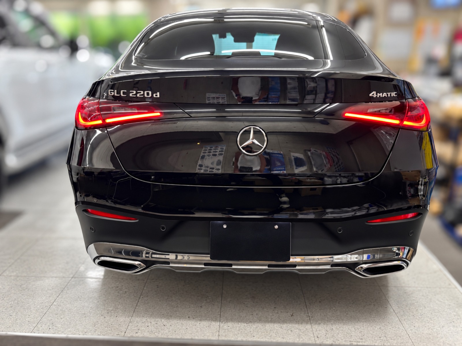 GLC220d AMG Line Premium Plus Exclusive Package