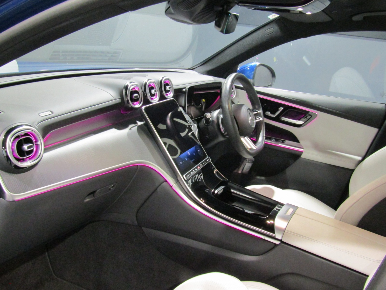 GLC350e AMG Line Exclusive Package Coupe