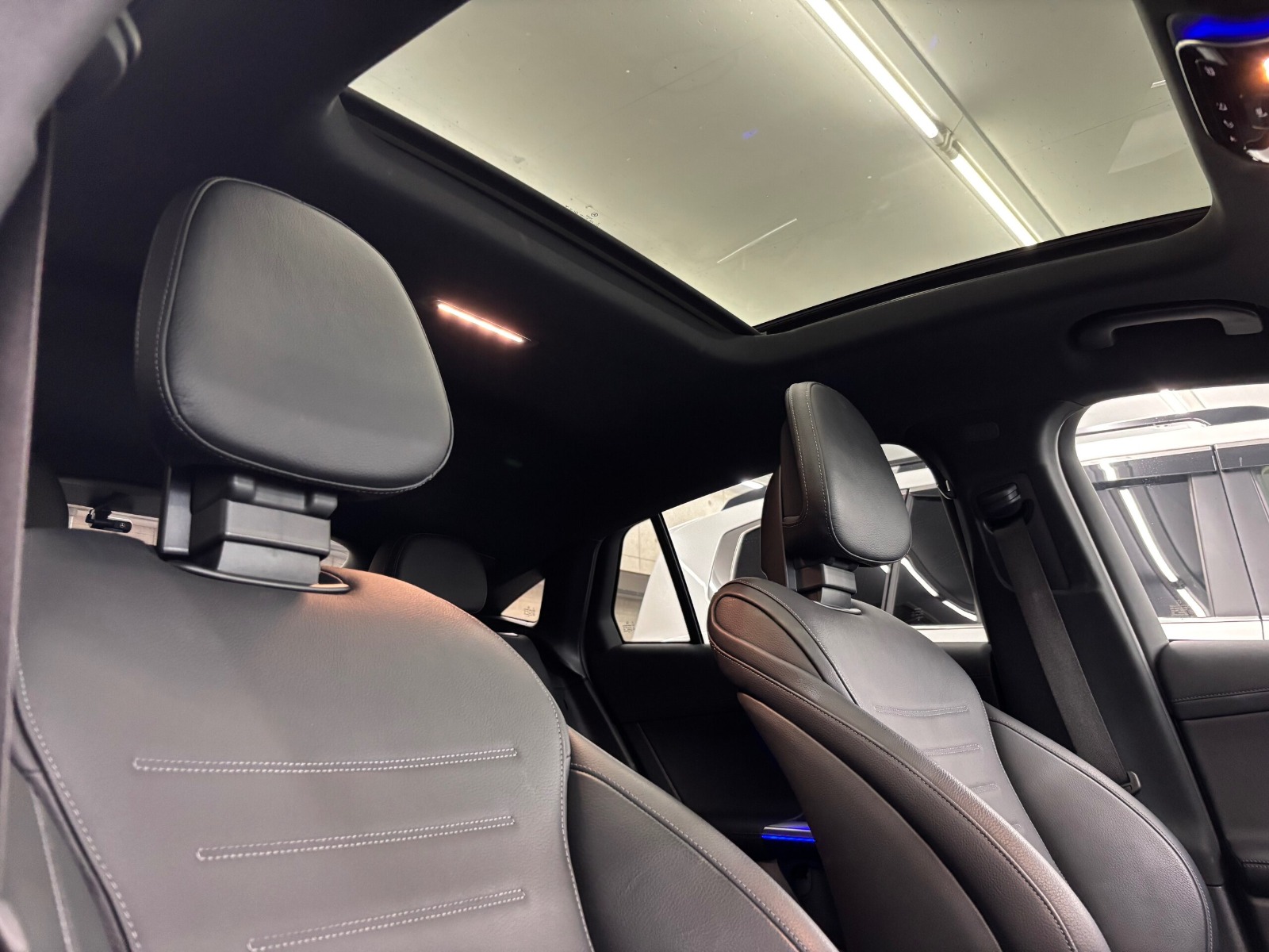 GLC220d AMG Line Premium Plus Exclusive Package