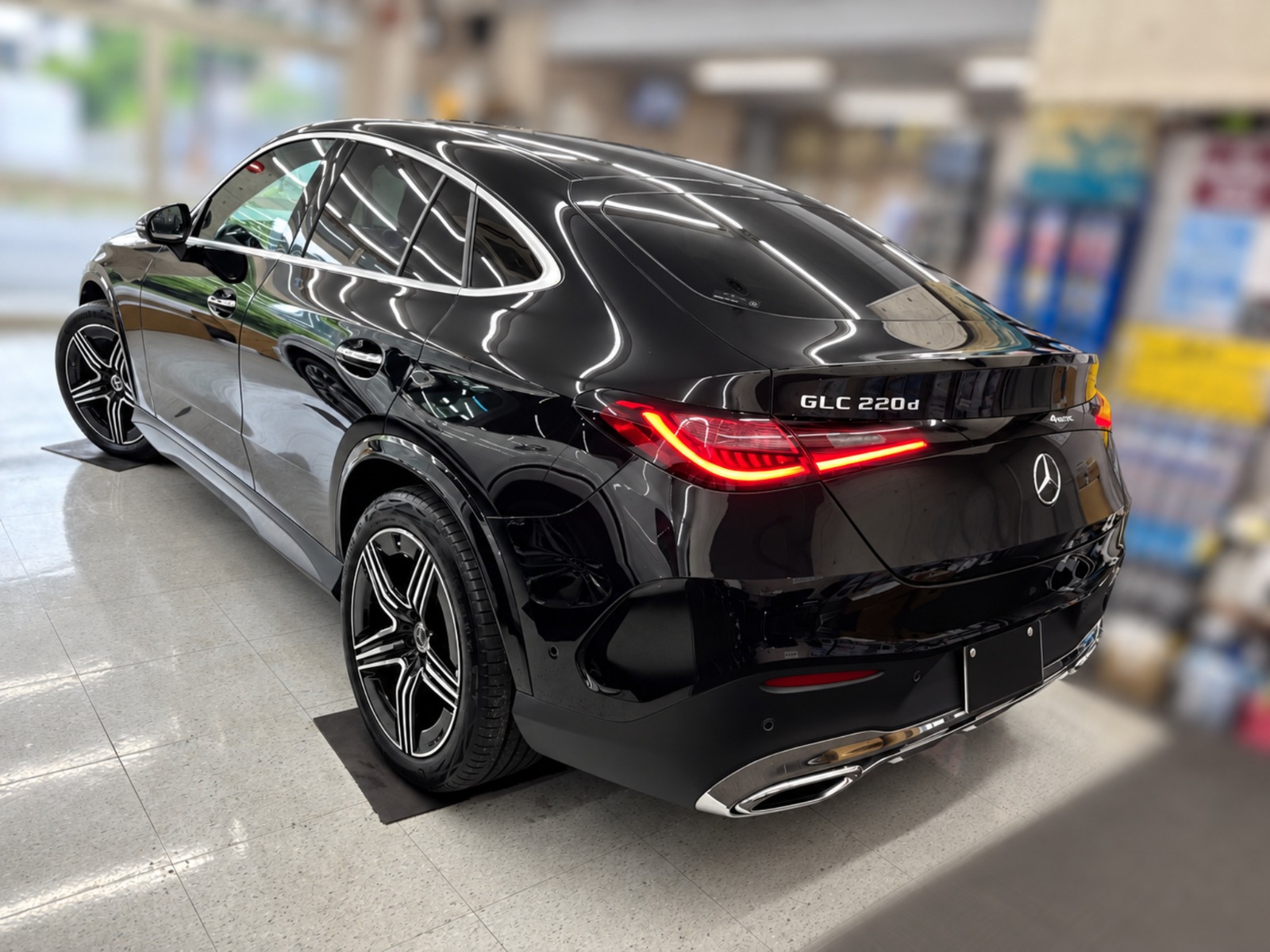 GLC220d AMG Line Premium Plus Exclusive Package